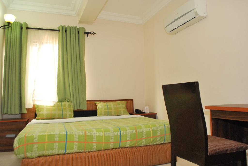 Knightsbridge Hotel Ikeja Εξωτερικό φωτογραφία
