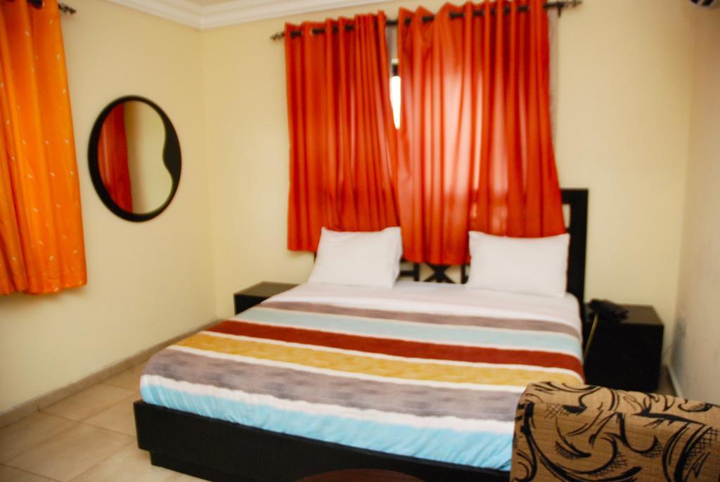 Knightsbridge Hotel Ikeja Εξωτερικό φωτογραφία